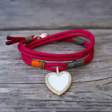 Cargar imagen en el visor de la galería, PULSERA CORAZÓN BLANCO