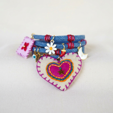 Cargar imagen en el visor de la galería, PRETTY HEART BRACELET