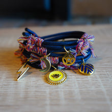 Cargar imagen en el visor de la galería, PULSERA DE SIETE PENDIENTES