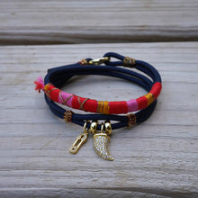 Cargar imagen en el visor de la galería, PULSERA CORAZÓN PROTEGIDO