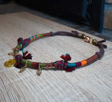 Cargar imagen en el visor de la galería, OTOÑO EN ESPAÑA CHOKER