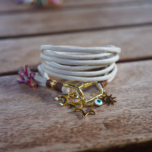 Cargar imagen en el visor de la galería, AURA BRACELET