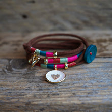 Load image into Gallery viewer, WHITE HEART BRACELET