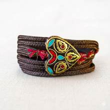 Cargar imagen en el visor de la galería, BOHEMIAN HEART BRACELET