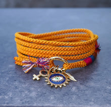 Cargar imagen en el visor de la galería, PULSERA HORA DORADA