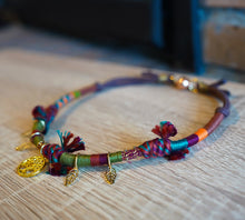 Cargar imagen en el visor de la galería, OTOÑO EN ESPAÑA CHOKER