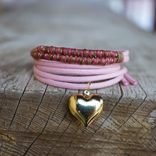 Cargar imagen en el visor de la galería, PULSERA CORAZÓN DE ORO