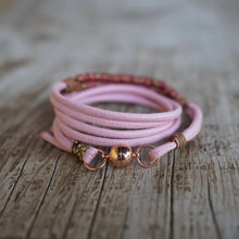 Cargar imagen en el visor de la galería, PULSERA CORAZÓN DE ORO