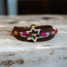 Cargar imagen en el visor de la galería, PULSERA CONECTANDO COLORES