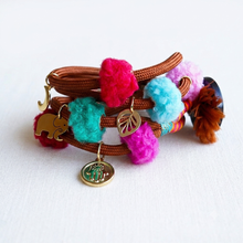 Load image into Gallery viewer, Pompom BRACELET