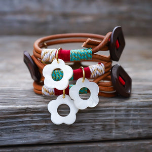 WHITE FLOWER BRACELET