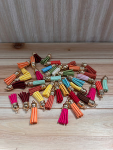 LEATHER TASSELS (145)