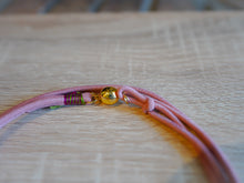 Cargar imagen en el visor de la galería, CHOKER CORAZON ROSA
