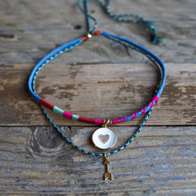 Cargar imagen en el visor de la galería, CHOKER CORAZON ROSA
