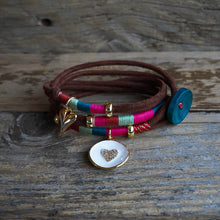 Load image into Gallery viewer, WHITE HEART BRACELET
