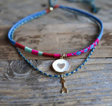 Cargar imagen en el visor de la galería, CHOKER CORAZON ROSA
