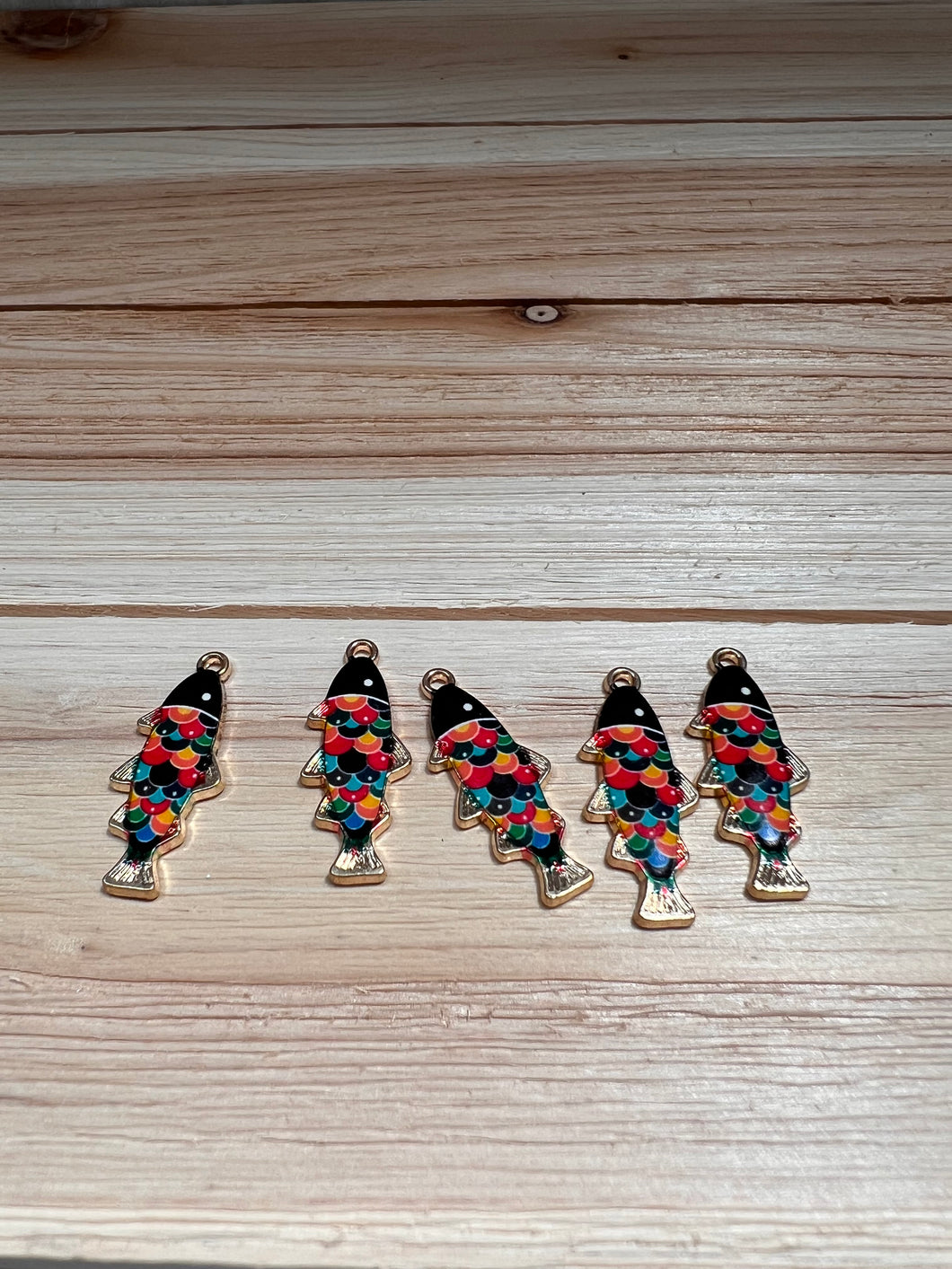 COLORFUL FISH CHARM
