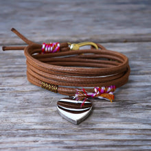 Cargar imagen en el visor de la galería, PULSERA CORAZÓN DE PLATA
