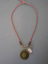 Load image into Gallery viewer, BRONZE ROUND NECKLACE

