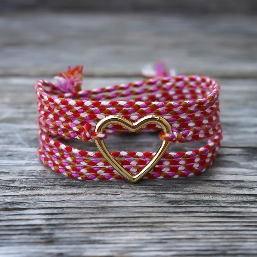CONNECTING LOVE BRACELET