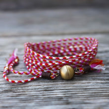 Load image into Gallery viewer, CONNECTING LOVE BRACELET
