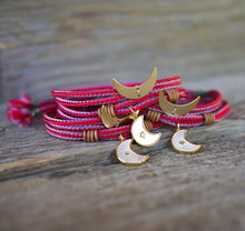 Cargar imagen en el visor de la galería, DOS LUNAS BRACELET
