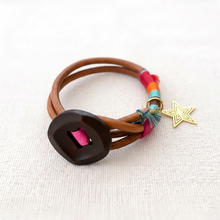 Cargar imagen en el visor de la galería, PULSERA ESTRELLA ARCOÍRIS
