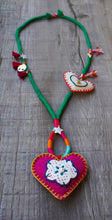 Cargar imagen en el visor de la galería, JULIETA HEART NECKLACE
