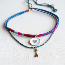 Cargar imagen en el visor de la galería, CHOKER CORAZON ROSA
