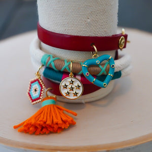 MIXED RED & WHITE BRACELET