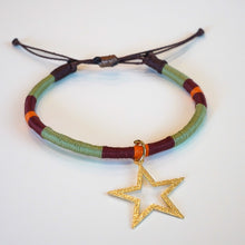 Load image into Gallery viewer, GREEN STAR BRACELET
