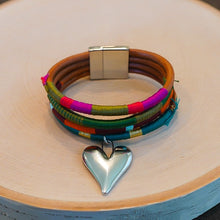 Load image into Gallery viewer, SILVER HEART BRACELET
