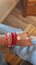 Cargar y reproducir el video en el visor de la galería, PULSERA VIRGEN BLANCA
